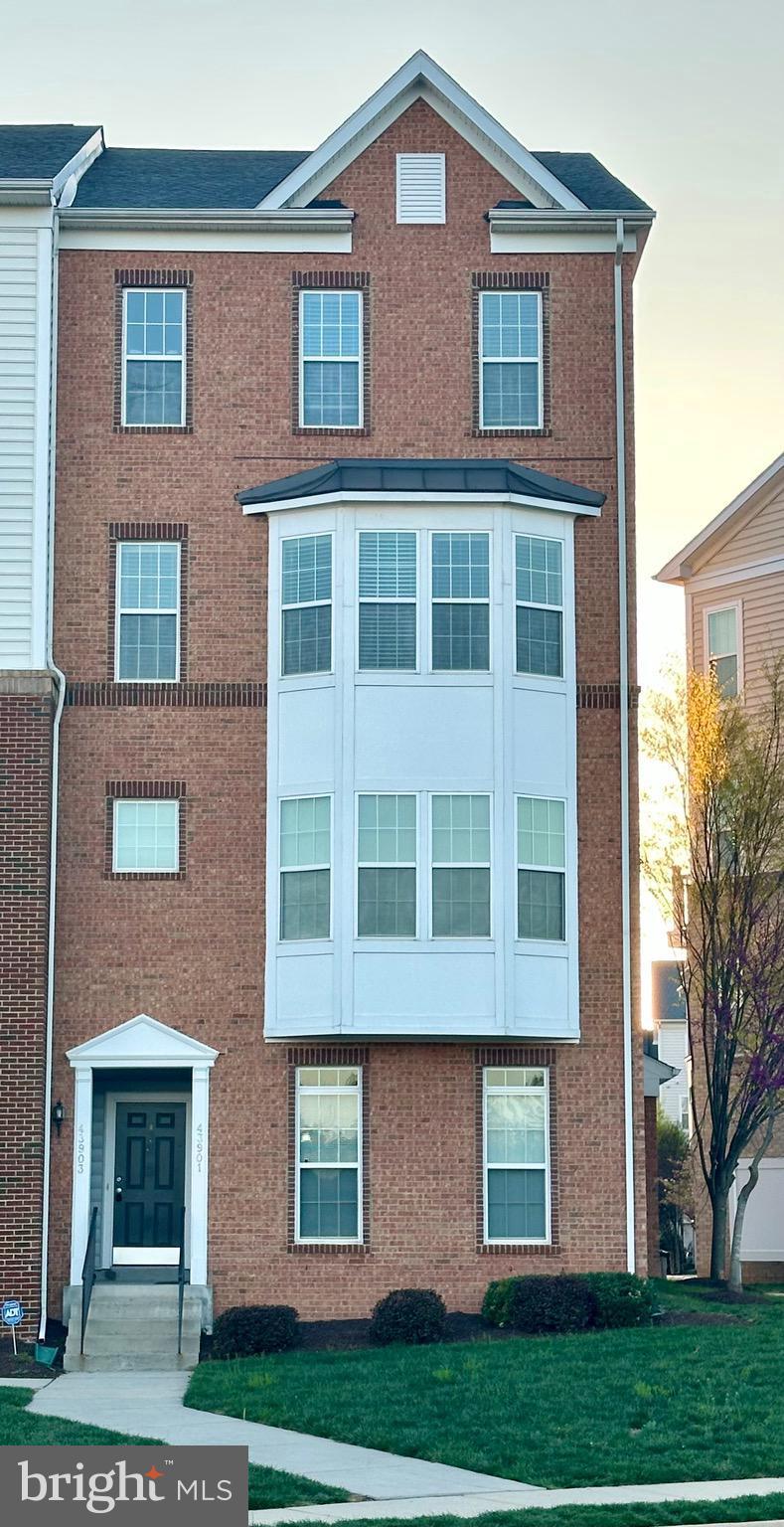 43903 Centergate Drive Ashburn, VA 20148 - Photo 1 of 26