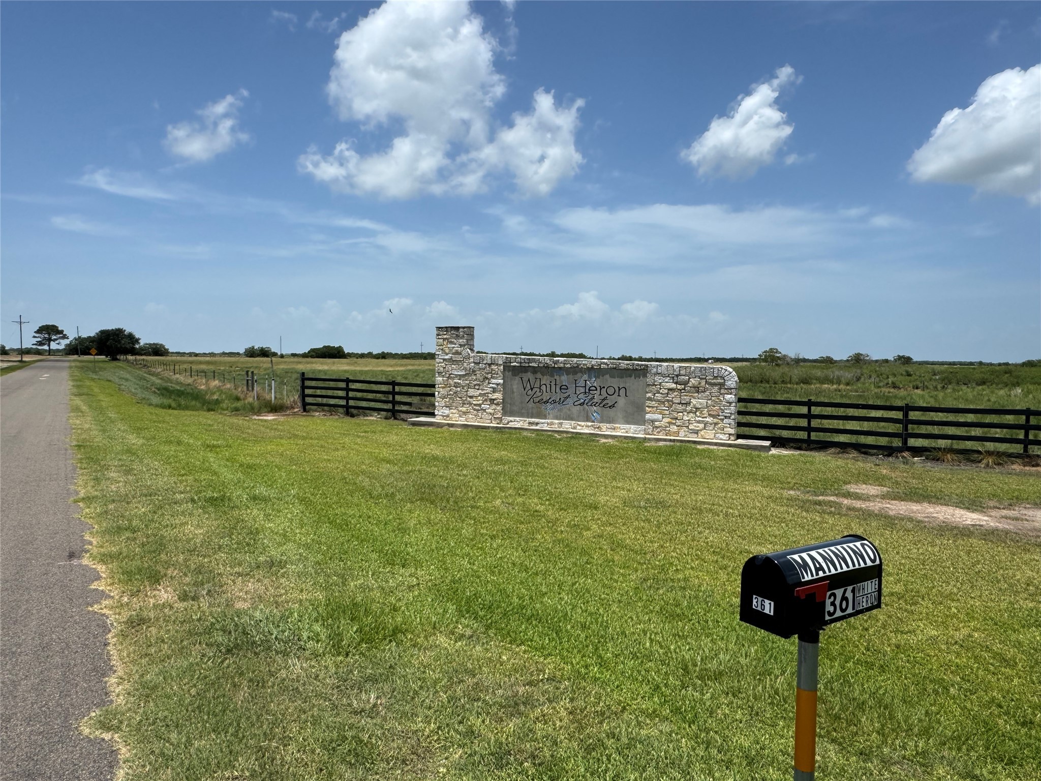 12-2 & 11 2 Smith Loop Anahuac, TX 77514 - Photo 2 of 10 a view of an ocean