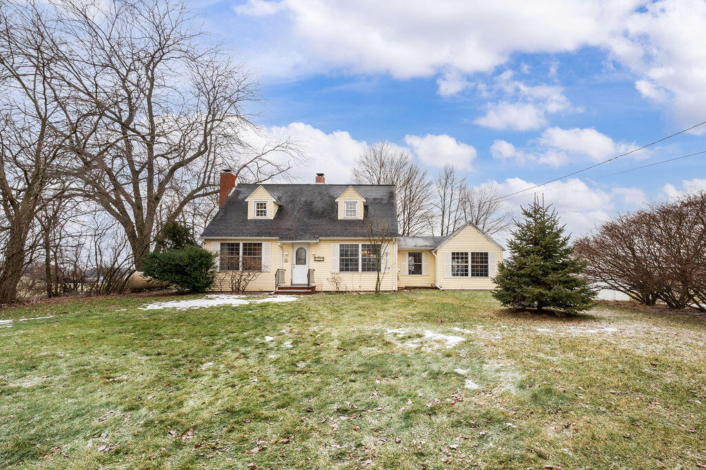 6608 North Branch Road Benton Harbor, MI 49022 - Photo 1 of 40 a1