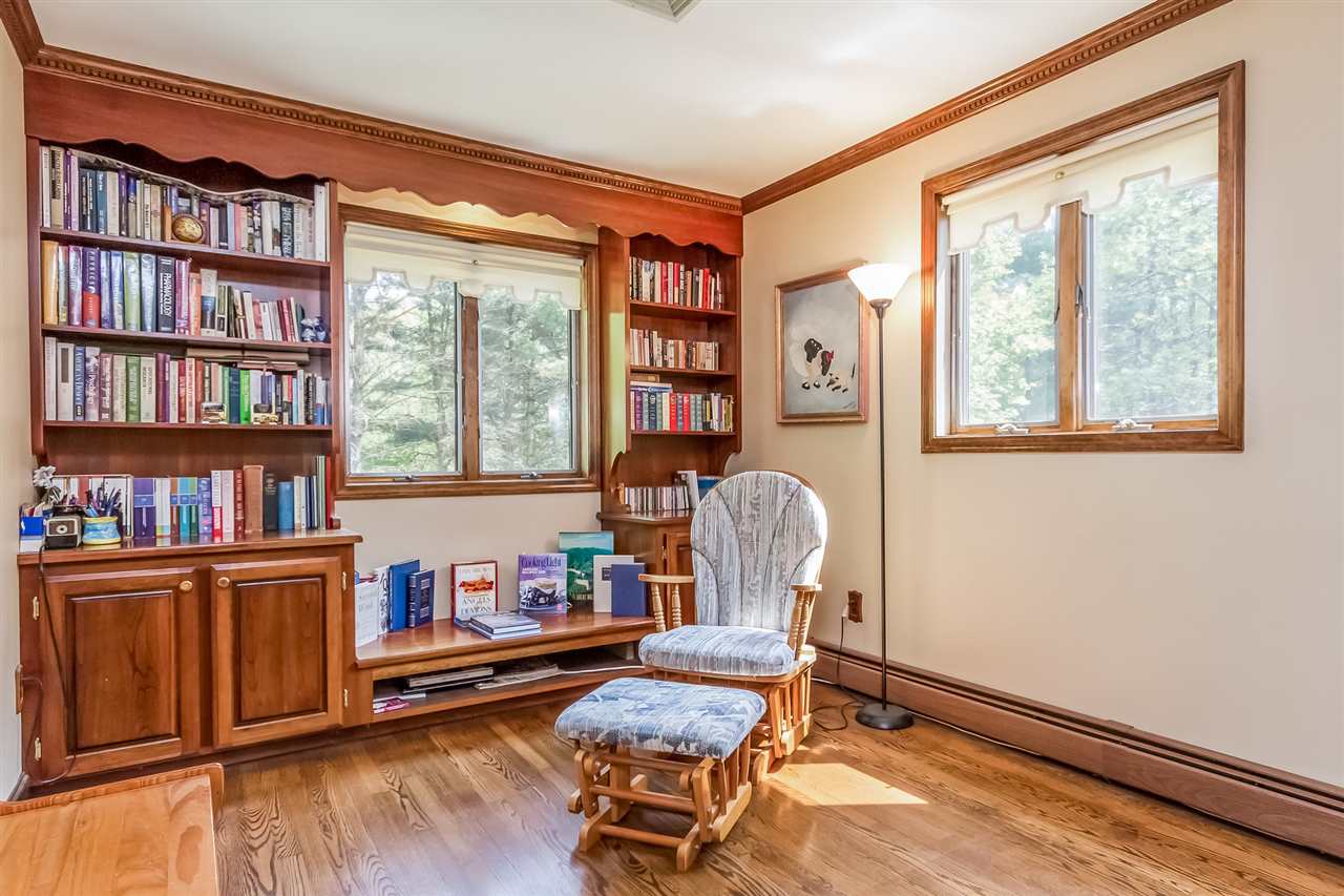 55 Tallant Road Pelham, NH 03076 - Photo 15 of 40