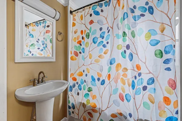 $279,000 | 537 Hayes Street, Lawrenceburg, IN 47025