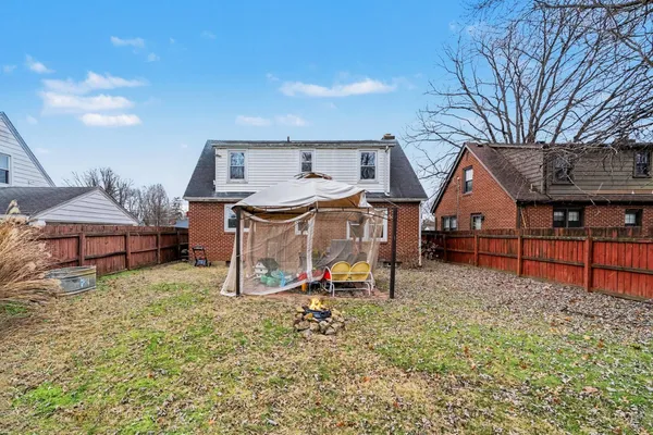 $279,000 | 537 Hayes Street, Lawrenceburg, IN 47025