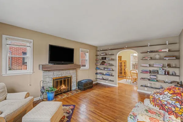 $279,000 | 537 Hayes Street, Lawrenceburg, IN 47025