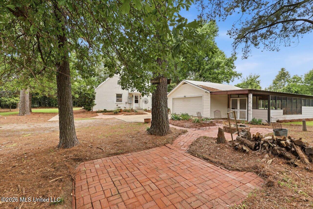 327 Clarkdell Road Canton, MS 39046 - Photo 51 of 91 49-327 Clarkdell Rd _ Hometoursms.com