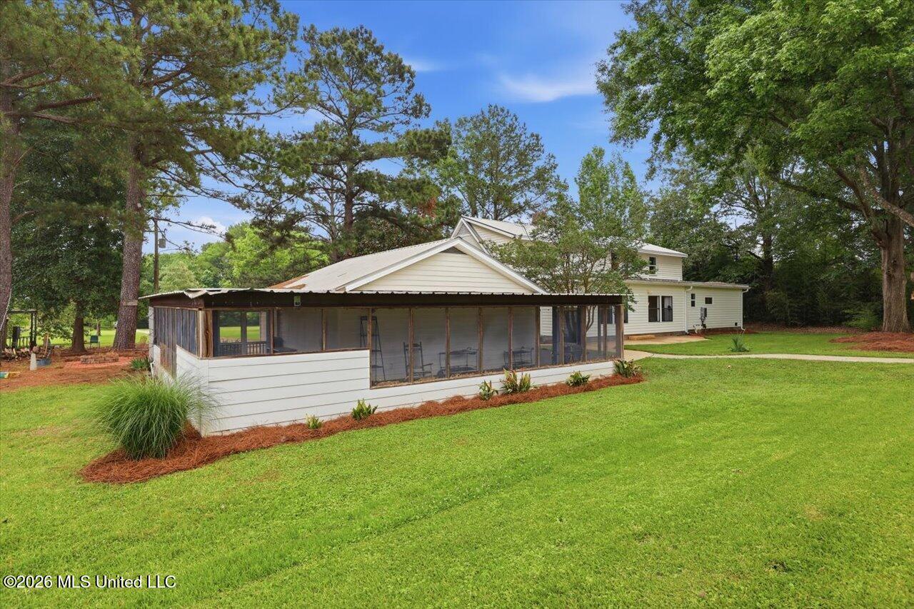 327 Clarkdell Road Canton, MS 39046 - Photo 65 of 91 64-327 Clarkdell Rd _ Hometoursms.com