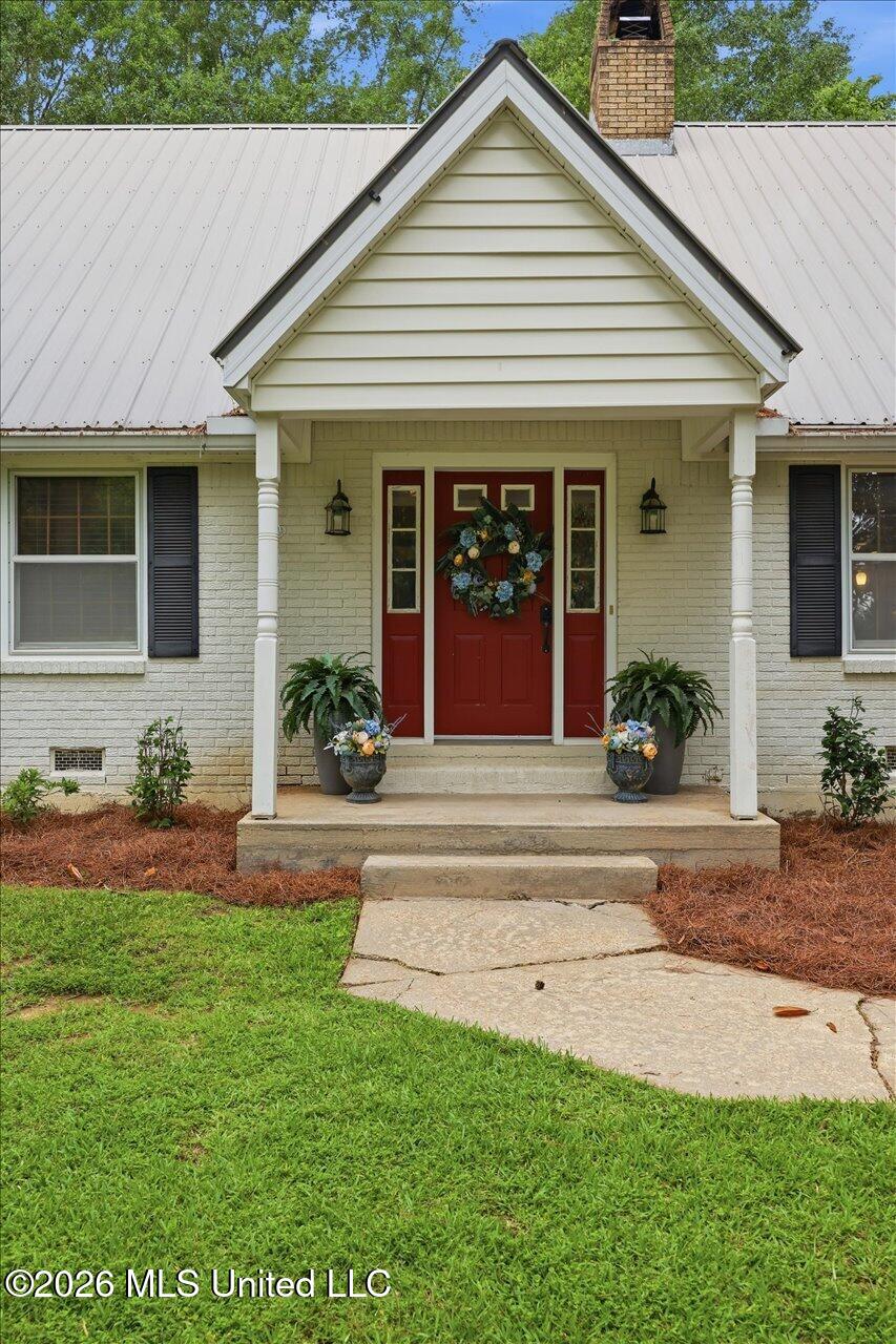 327 Clarkdell Road Canton, MS 39046 - Photo 7 of 91 05-327 Clarkdell Rd _ Hometoursms.com