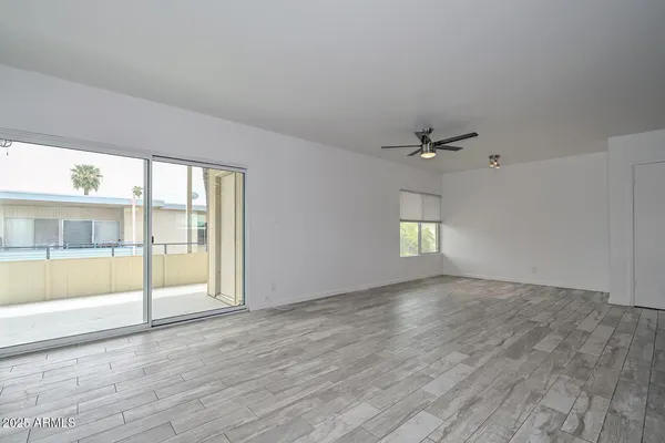 $295,000 | 100 West Maryland Avenue, Unit P2, Phoenix, AZ 85013