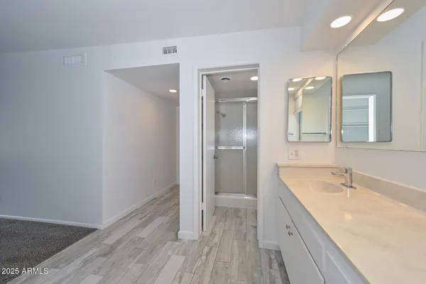 $295,000 | 100 West Maryland Avenue, Unit P2, Phoenix, AZ 85013