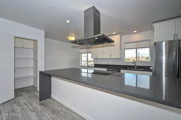 $295,000 | 100 West Maryland Avenue, Unit P2, Phoenix, AZ 85013