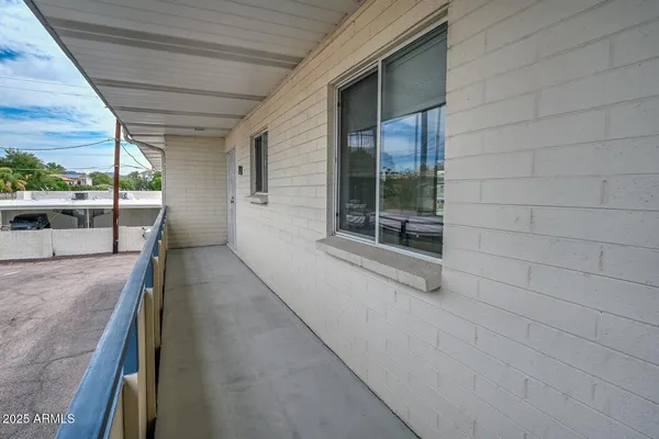 $295,000 | 100 West Maryland Avenue, Unit P2, Phoenix, AZ 85013