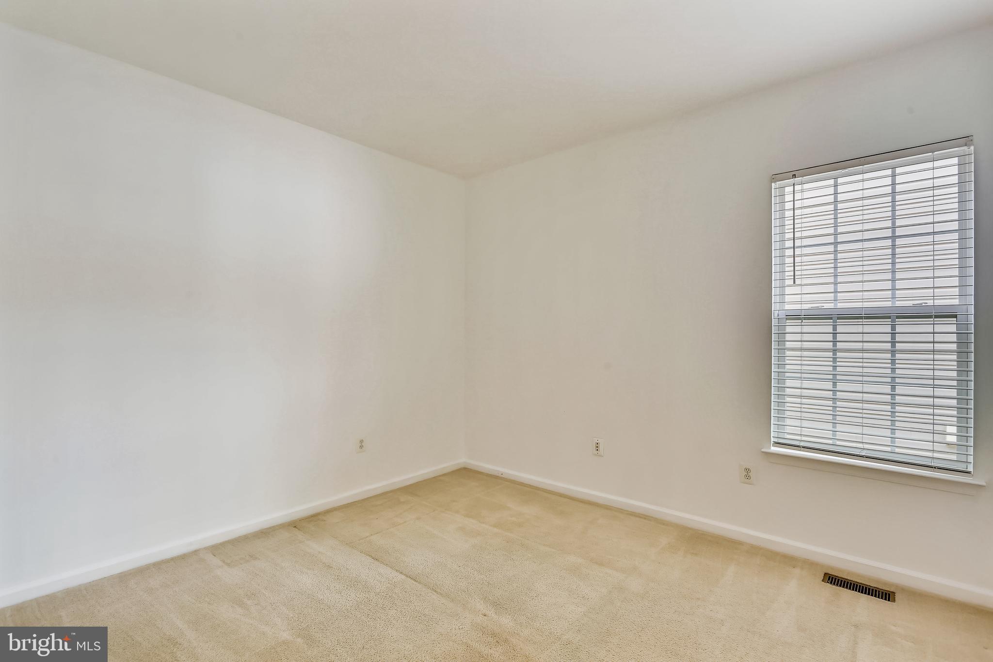 18519 Cornflower Road Boyds, MD 20841 - Photo 11 of 35 Main Floor Bedroom (#5) or Office