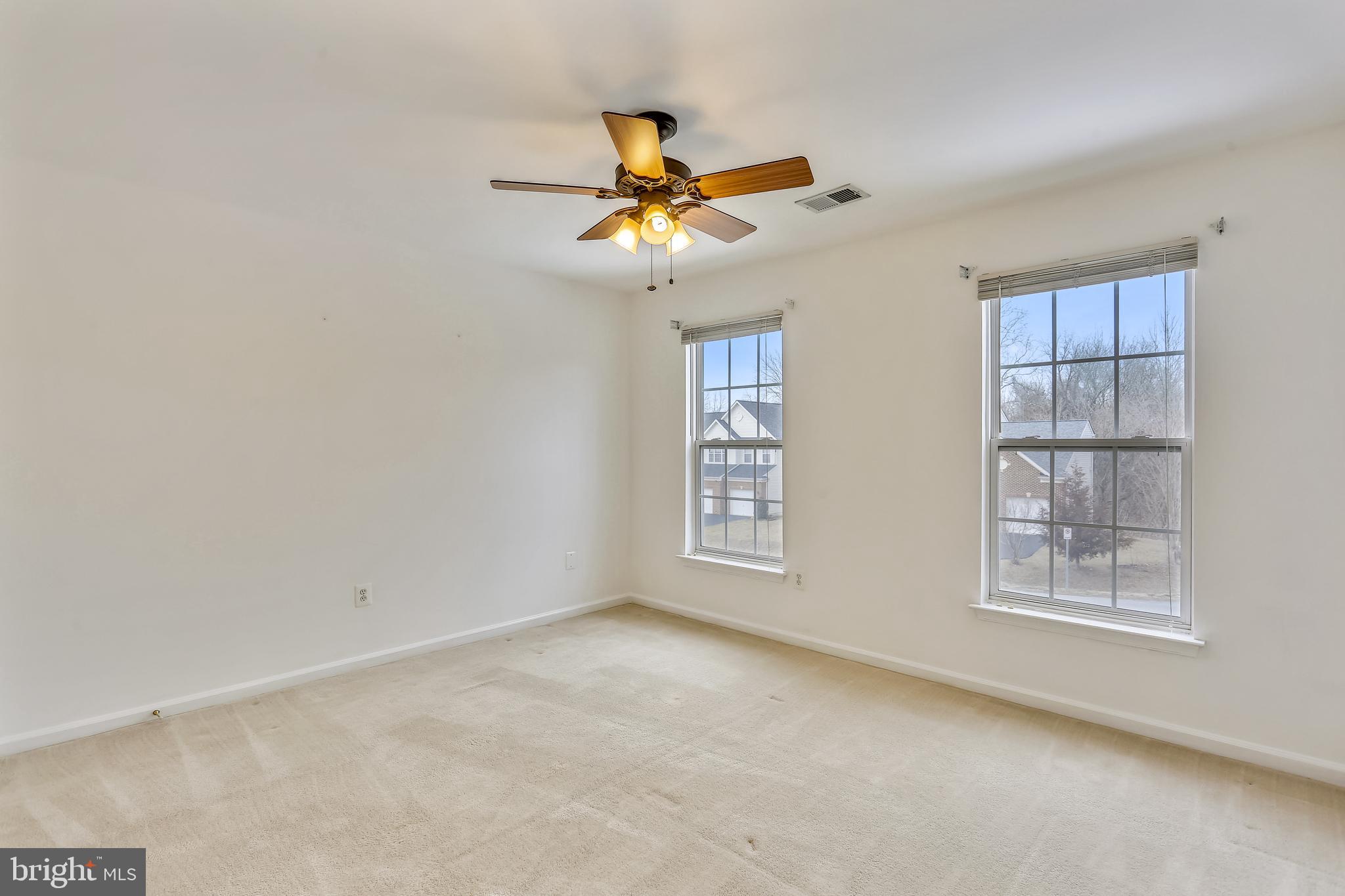 18519 Cornflower Road Boyds, MD 20841 - Photo 22 of 35 Upstairs Bedroom #4