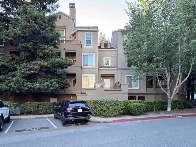 $478,000 | 320 Caldecott Lane, Unit 127, Oakland, CA 94618