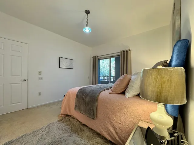 $478,000 | 320 Caldecott Lane, Unit 127, Oakland, CA 94618