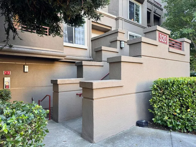 $478,000 | 320 Caldecott Lane, Unit 127, Oakland, CA 94618