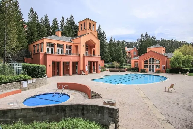 $478,000 | 320 Caldecott Lane, Unit 127, Oakland, CA 94618