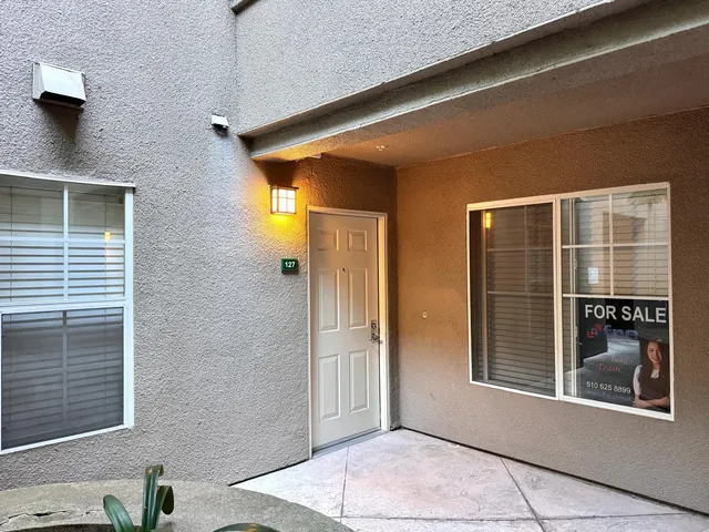 $478,000 | 320 Caldecott Lane, Unit 127, Oakland, CA 94618