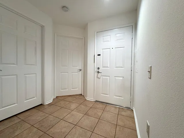 $478,000 | 320 Caldecott Lane, Unit 127, Oakland, CA 94618