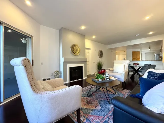 $478,000 | 320 Caldecott Lane, Unit 127, Oakland, CA 94618