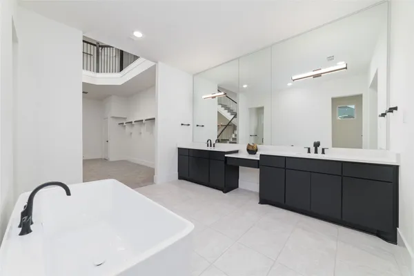 $2,700,000 | 29627 Cir S Rnch Trail, Fulshear, TX 77406