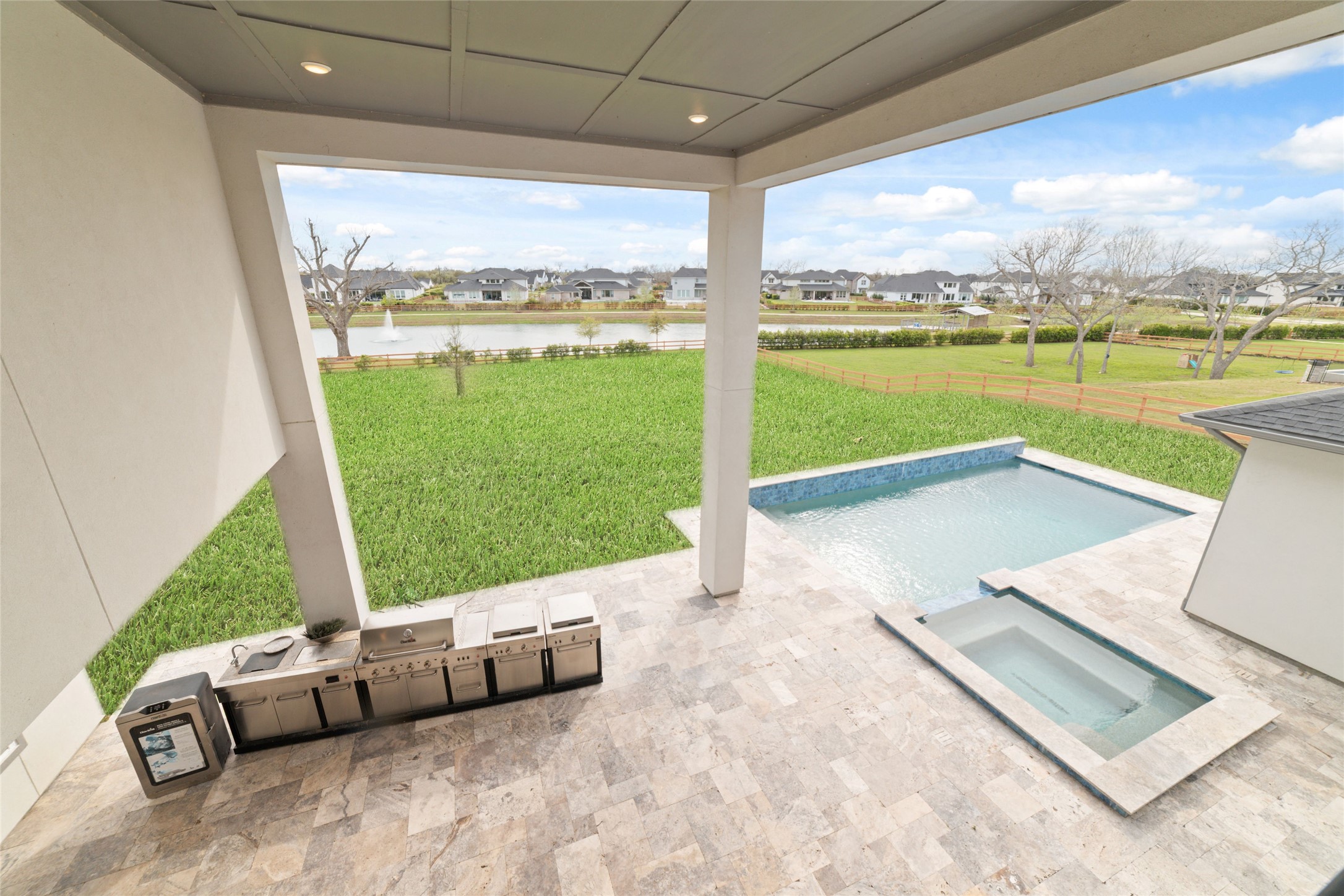 29627 Cir S Rnch Trail Fulshear, TX 77406 - Photo 28 of 50 a view of a patio with a ocean view