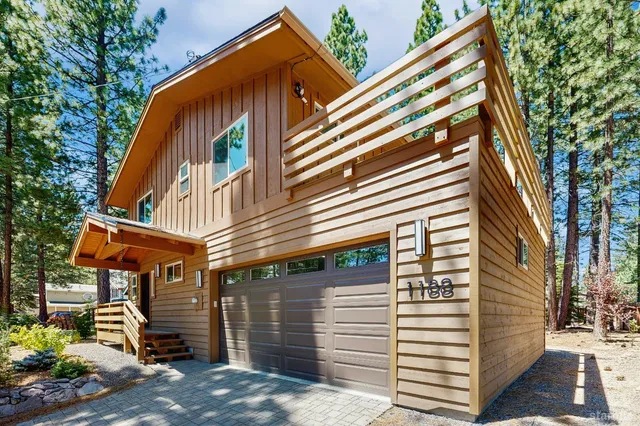 a view of a house with a garage