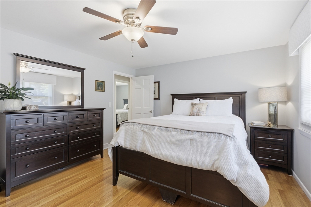 42 Ledgewood Road Framingham, MA 01701 - Photo 13 of 33