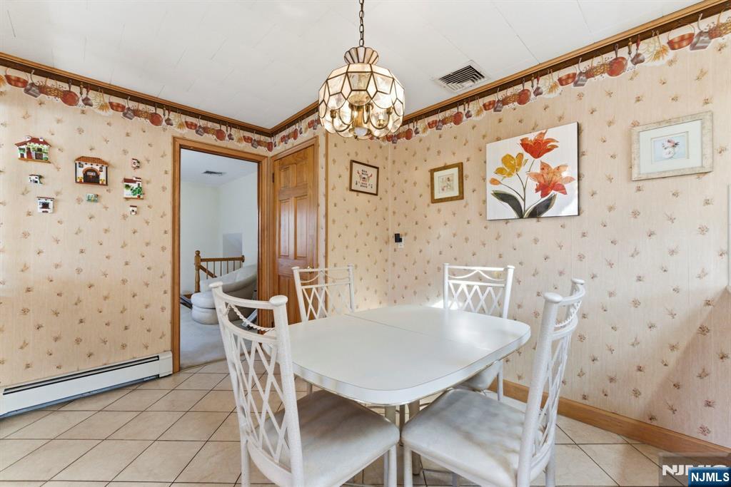 37 Farmingdale Road Wayne, NJ 07470 - Photo 11 of 49