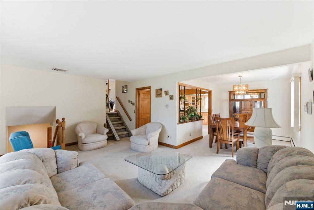 37 Farmingdale Road Wayne, NJ 07470 - Photo 19 of 49