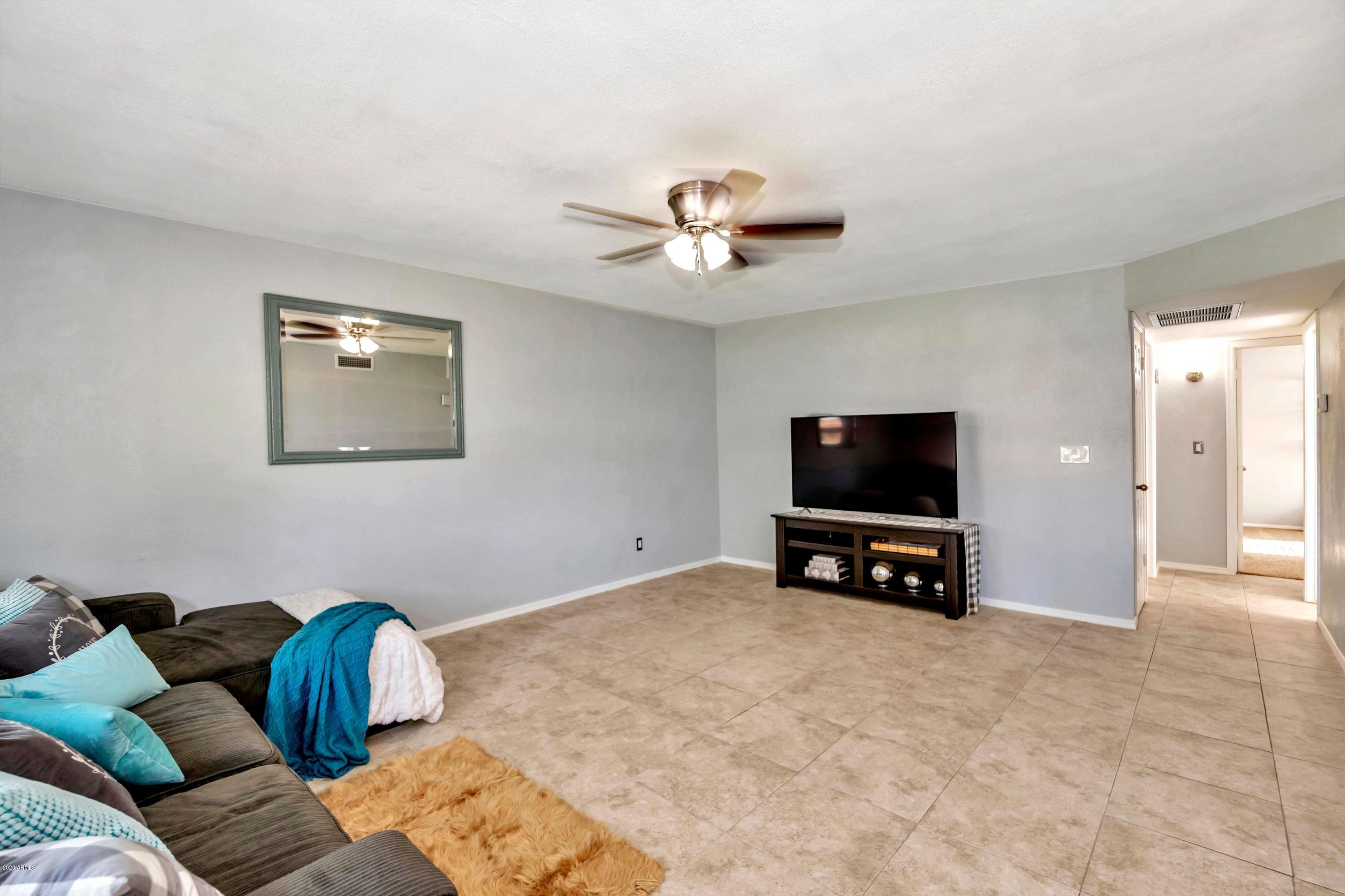 2267 North Recker Road Mesa, AZ 85215 - Photo 7 of 30 2267 N Re-007-010-DLB 5815-MLS_Size