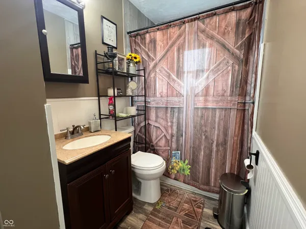 $189,500 | 2 Walden Drive, Gas City, IN 46933