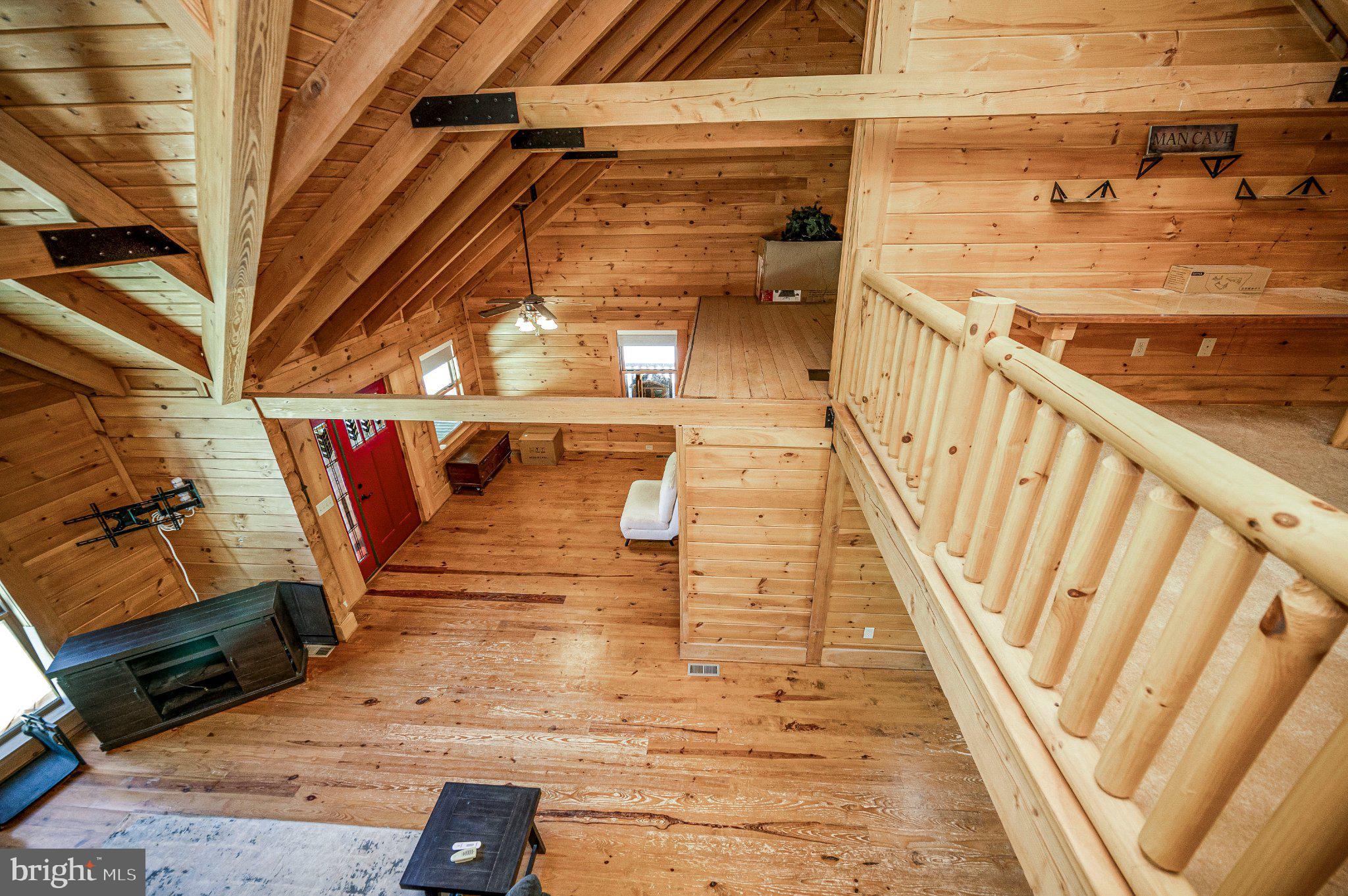2169 Beaver Dam Road Midland, VA 22728 - Photo 41 of 105 Entry from Loft stairs