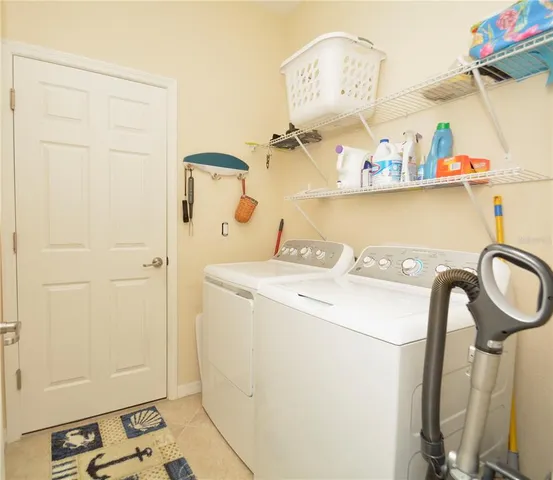 $368,000 | 6740 Willowshire Way, Bradenton, FL 34212