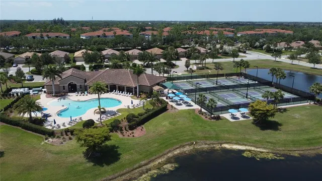 $368,000 | 6740 Willowshire Way, Bradenton, FL 34212