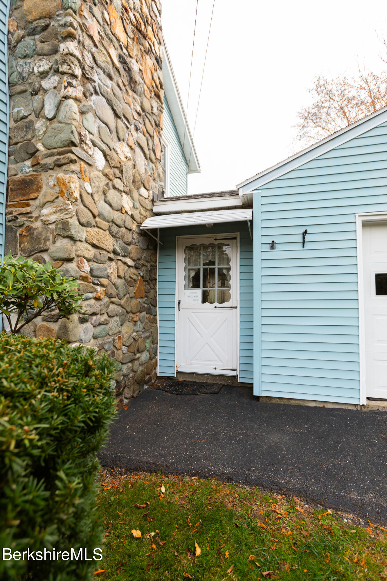159 Balance Rock Road Lanesborough, MA 01237 - Photo 4 of 41 Breezeway