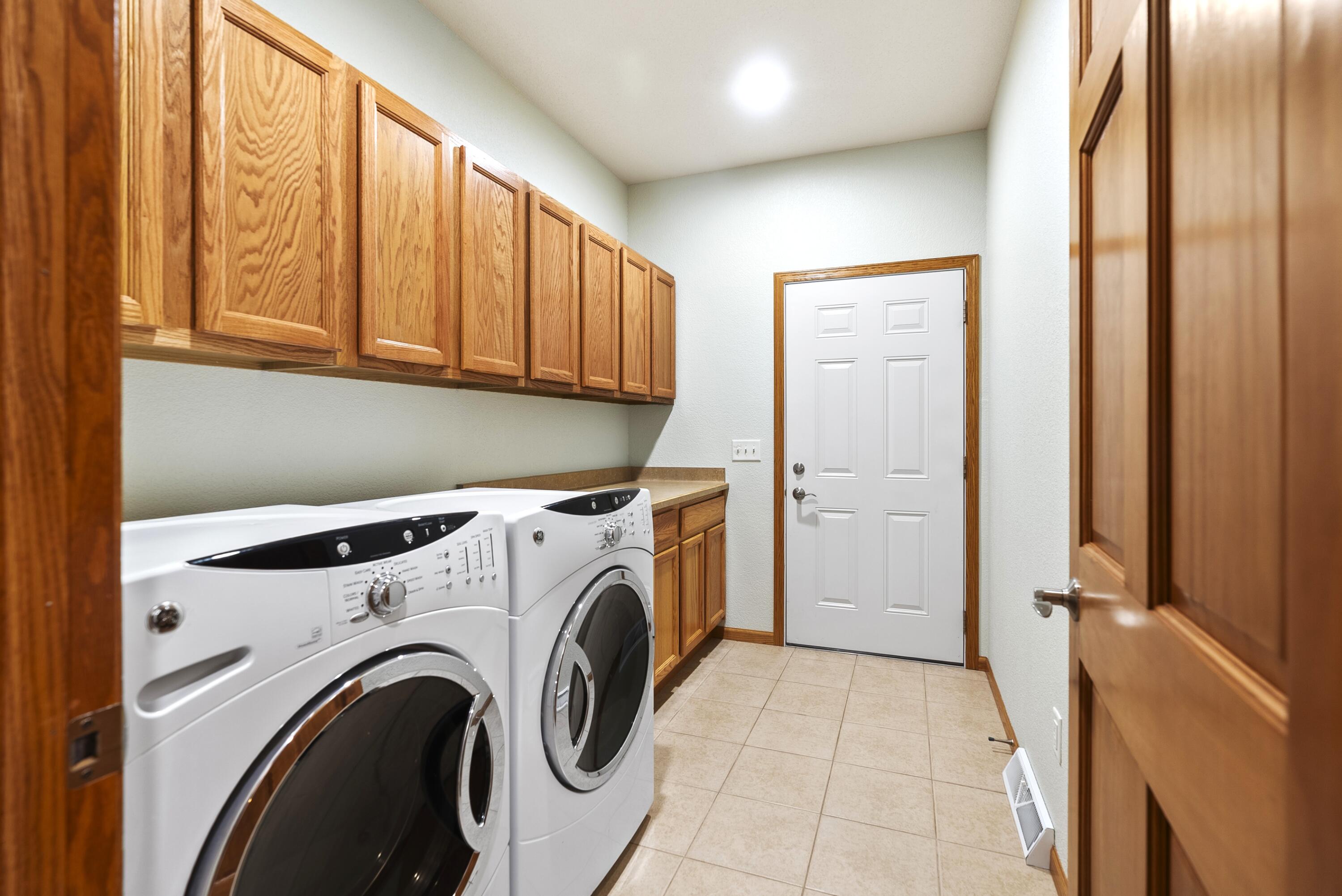 113 Community Drive Fall River, WI 53932 - Photo 26 of 40 Laundry off Garage