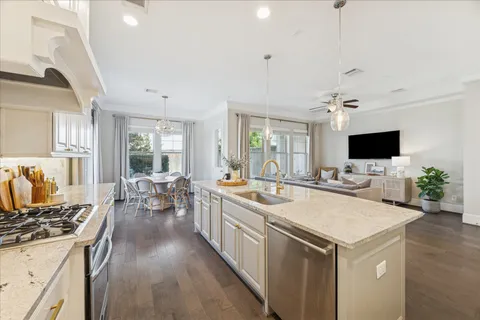 $799,000 | 8316 Barberry Branch Street, Houston, TX 77055