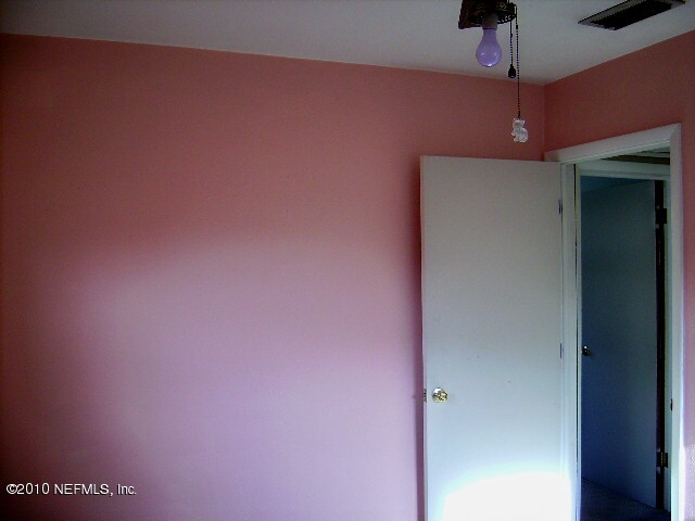 2839 Kline Road Jacksonville, FL 32246 - Photo 14 of 17 a view of a hallway with a small space
