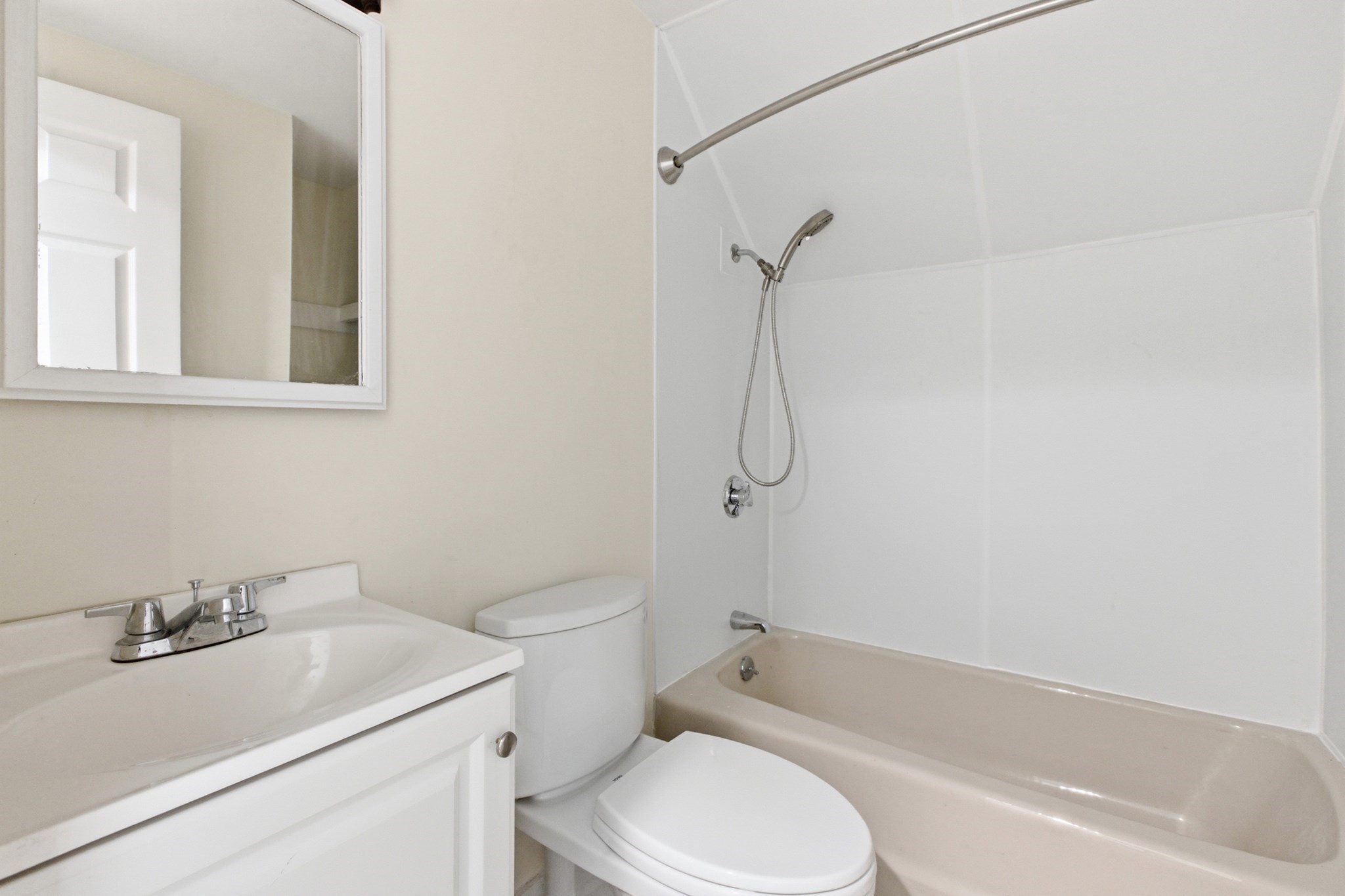 294 Great Road, Unit REAR Littleton, MA 01460 - Photo 14 of 20 Gallery Image 14