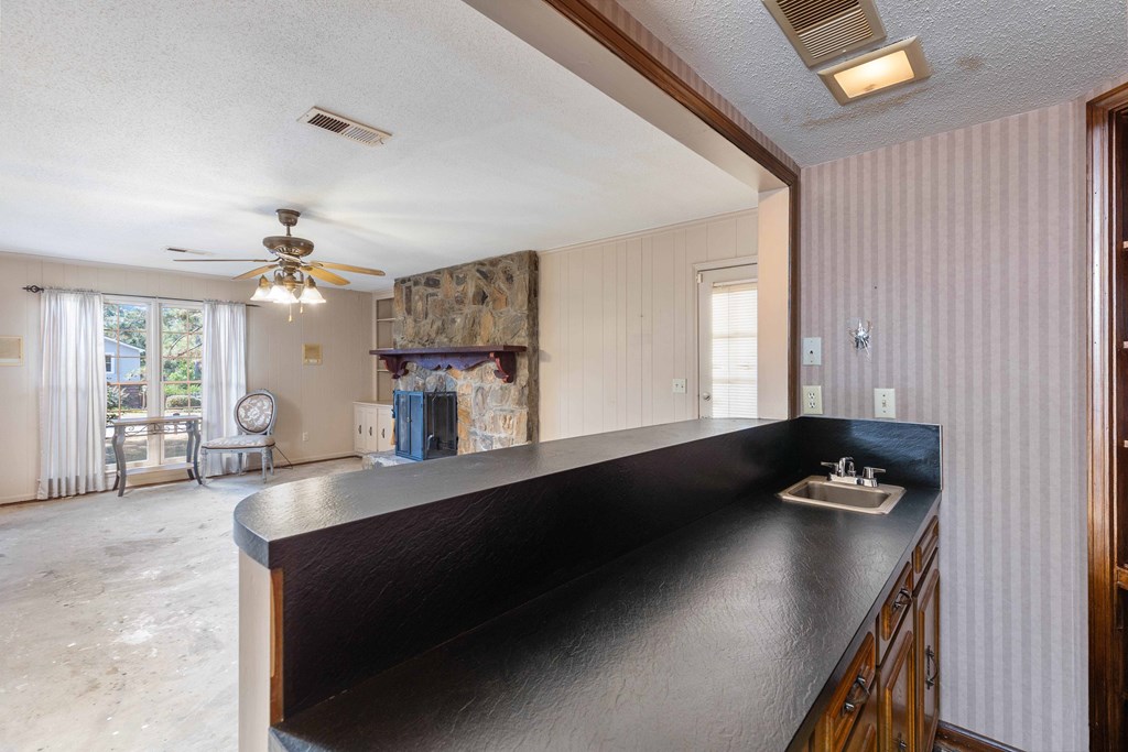 6104 Candlestick Loop Columbus, GA 31909 - Photo 12 of 41 Wet Bar