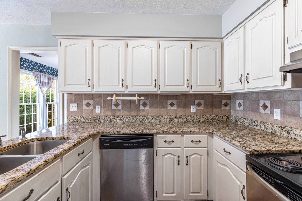 6104 Candlestick Loop Columbus, GA 31909 - Photo 15 of 41 Stainless Steel Appliances