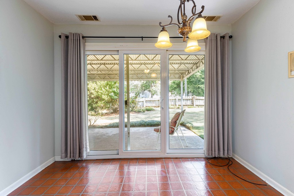 6104 Candlestick Loop Columbus, GA 31909 - Photo 19 of 41 Large Breakfast Area with Sliding Door to Patio