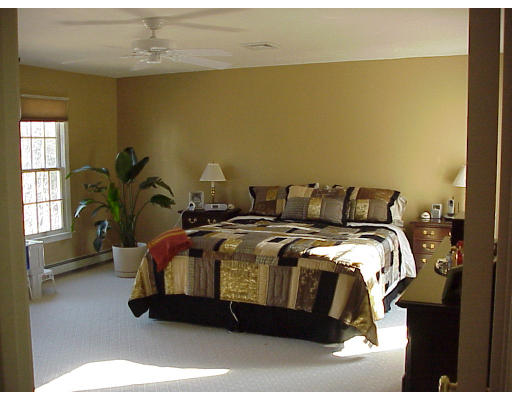 52 Stonybrook Road Marshfield, MA 02050 - Photo 5 of 8 Gallery Image 5