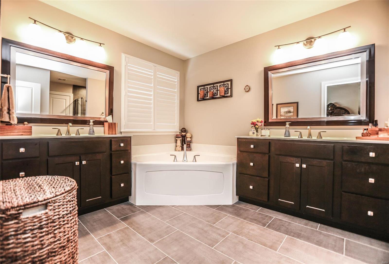 71 Grace Rose Court Eureka, MO 63025 - Photo 20 of 64