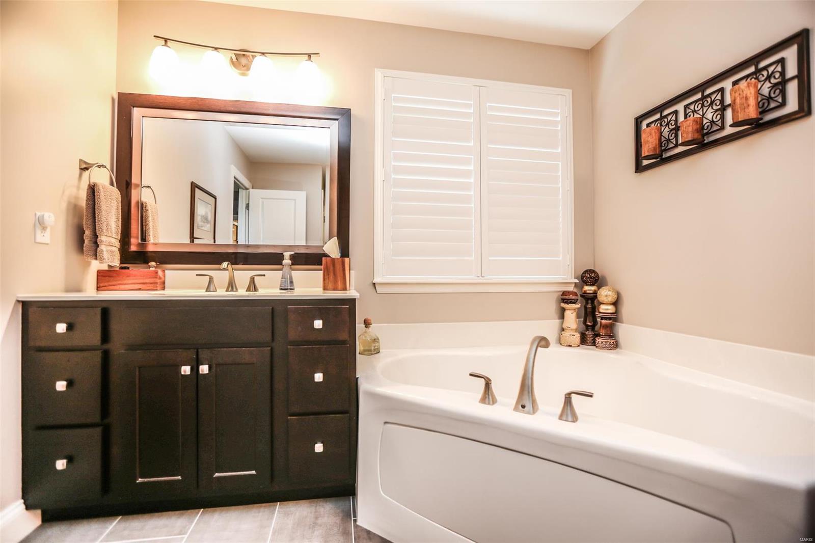 71 Grace Rose Court Eureka, MO 63025 - Photo 22 of 64