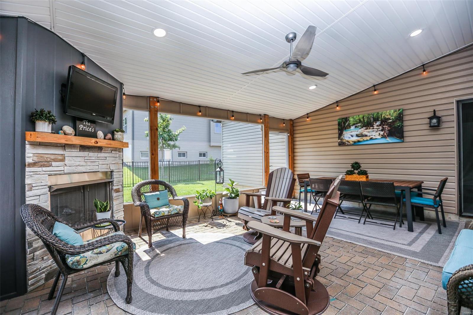 71 Grace Rose Court Eureka, MO 63025 - Photo 3 of 64