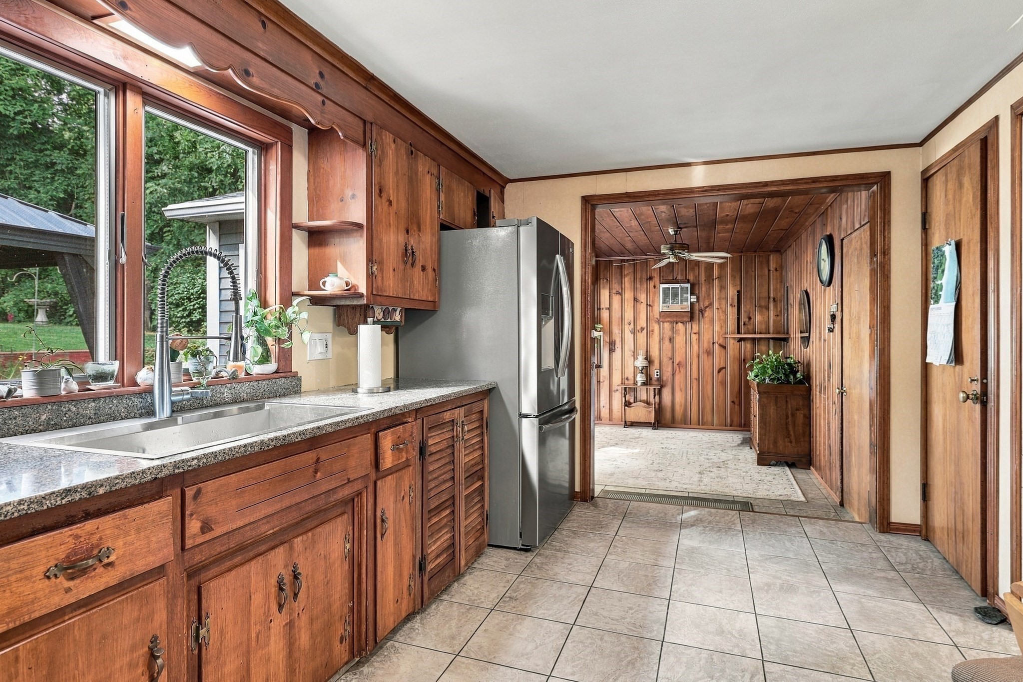 81 East Gooseberry Road West Springfield, MA 01089 - Photo 13 of 40 Gallery Image 13