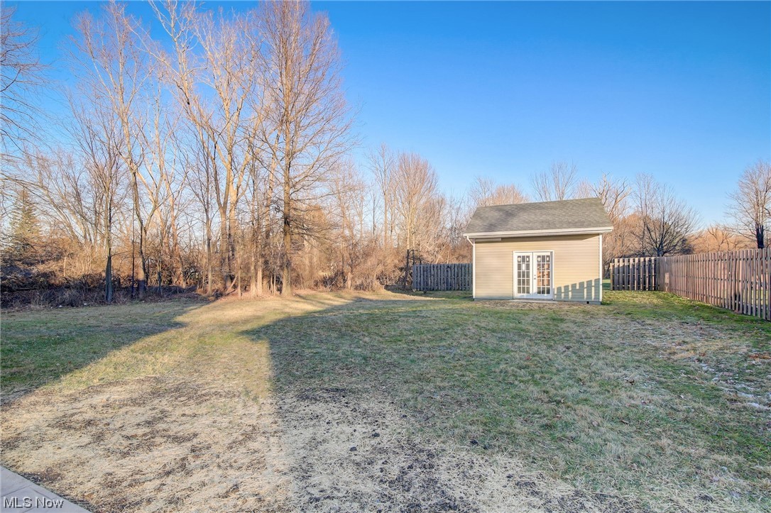 471 Snavely Road Cleveland, OH 44143 - Photo 34 of 35 View of yard