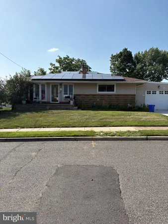 $249,900 | 13 Lamont Road, Burlington, NJ 08016