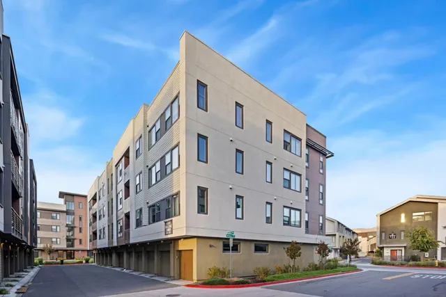 $1,198,000 | 45009 Challenge Common, Unit 301, Fremont, CA 94538